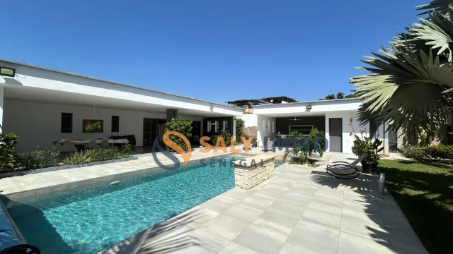 Réf : VNG296 Villa à Ngaparou — 230 m², piscine