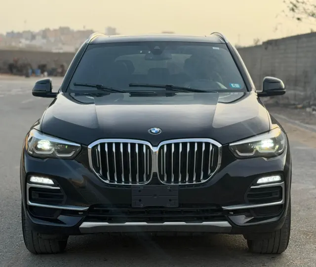 BMW X5 xDrive — 2021