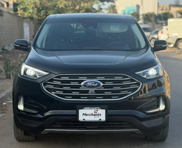 Ford Edge Titanium — 2022