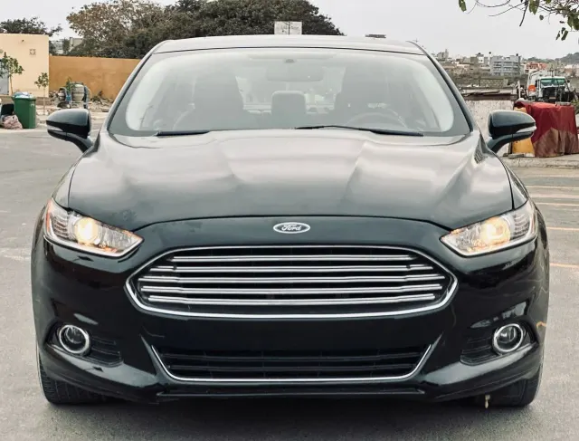 Ford Fusion SEL — 2016