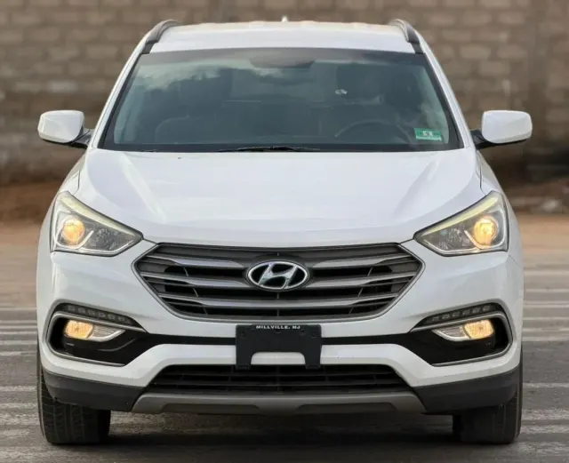 Hyundai Santa Fe — 2017