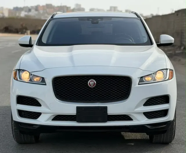 Jaguar F-pace — 2017
