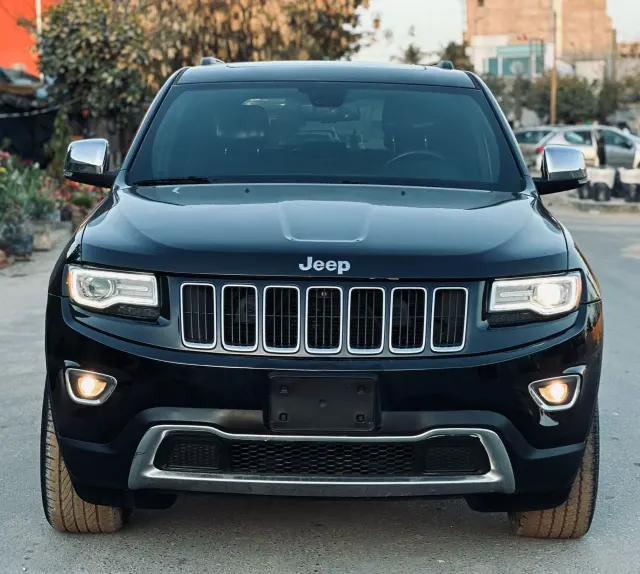Jeep Grand Cherokee — 2016