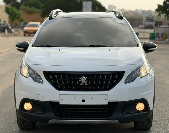 Peugeot 2008 GT Line — 2020