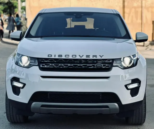 Land Rover Discovery Sports — 2017