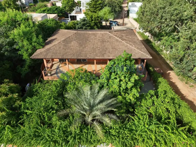 Propriété à Ngaparou — 150 m de la mer, fort potentiel