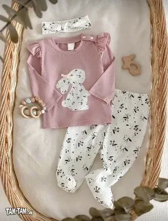 Ensemble nouveau-né