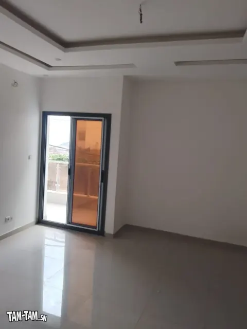 Appartement F4 tout neuf à louer à la CITÉ BIAGUI