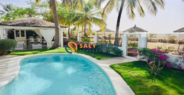 Villa à Saly — pieds dans l’eau