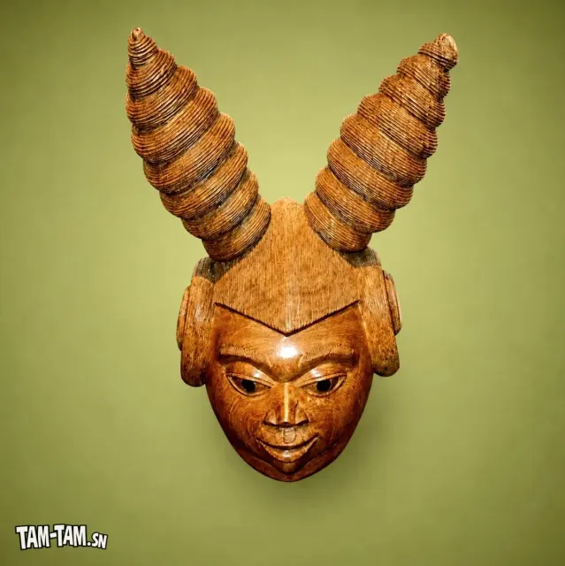 Masque Gèlèdé du Bénin — Brice Lokosso