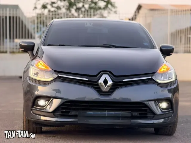 Renault CLIO 2018