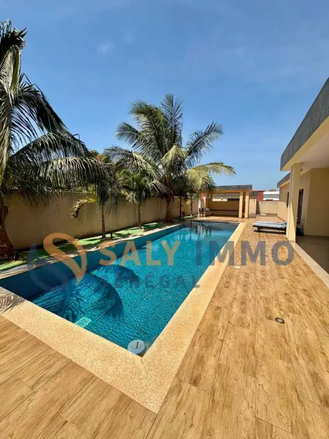 Villa à louer à Nguérigne, piscine