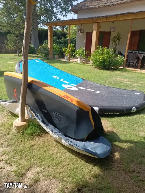 Vends matériel de wing foil complet