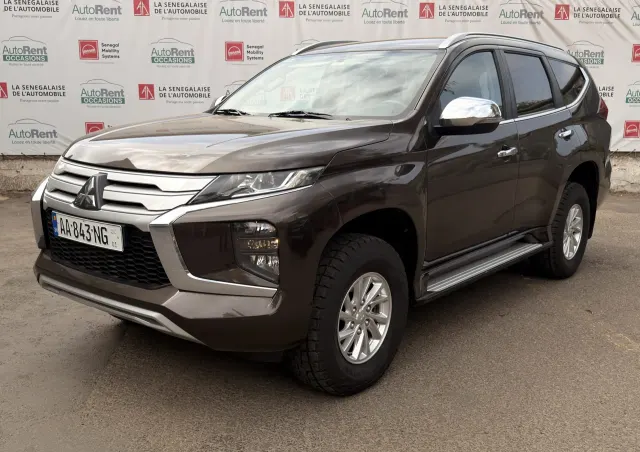 Mitsubishi PAJERO SPORT 2,5L — 2023