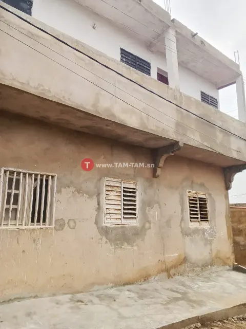 Villa de 300 m² à vendre à Gorom 2
