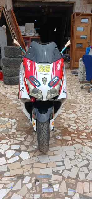 TMAX 530