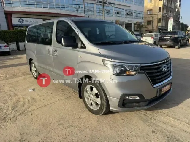 HYUNDAI STAREX 2017