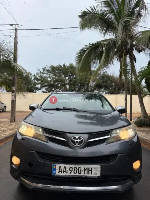 Toyota rav4 année 2014