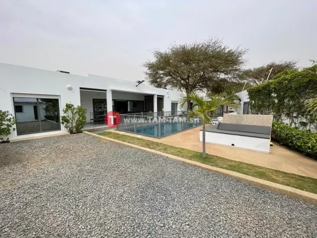 Villa a vendre nguerigne 707 m²