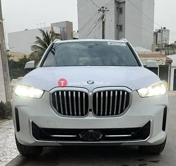 BMW X5 ANNÉE 2024