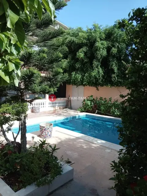 Très belle villa disponible aux Almadies
