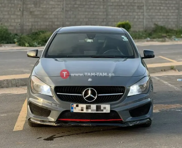 Mercedes Benz année 2015