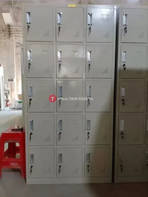Armoire verser 15 portes