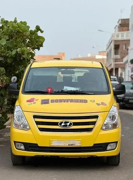 HYUNDAI GRAND STAREX 2017 (12 PLACES)
