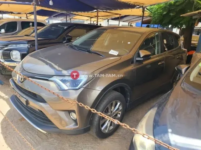 Toyota rav 4 2016