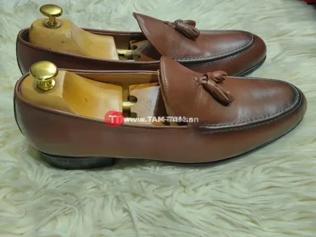 Mocassins cuir pompons confort élégant