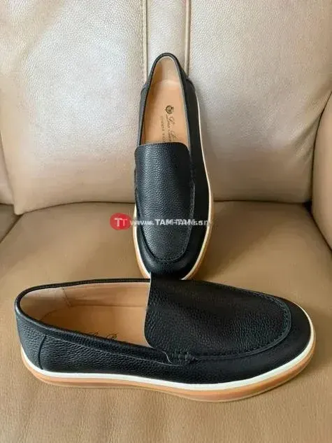 Mocassins LORO Piana semelle blanche tendance