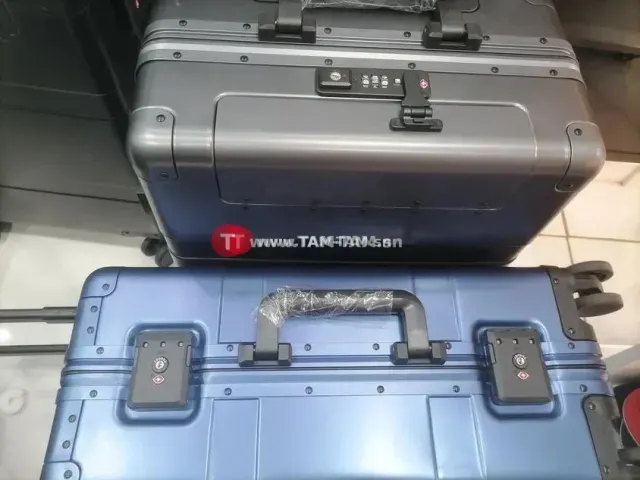 Valise en aluminium 'haut de gamme cabine