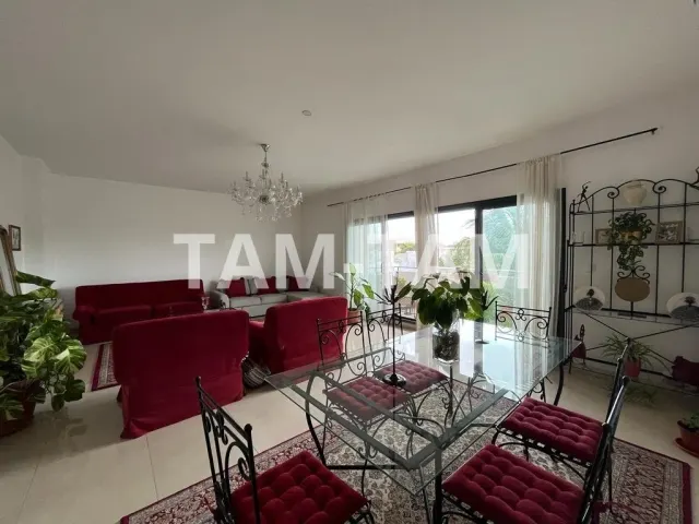 Bel appartement meublé à louer à MERMOZ
