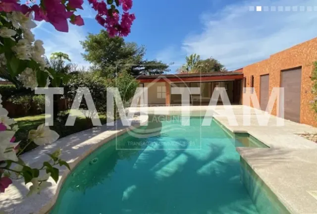 Villa de 230 m² à vendre à Ngaparou - V3162