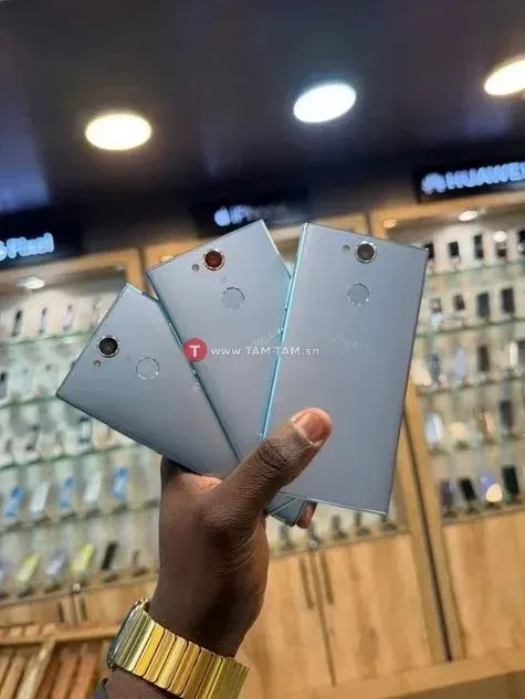 Sony Xperia 32go ram 4go 4g 6.7 pouces