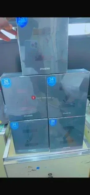 Samsung Galaxy Z Fold 2 5G 256Go scellé