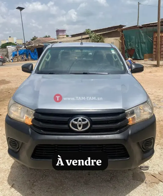 Toyota Hilux Anne 2016