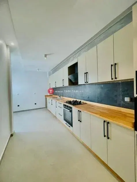 Appartement à vendre à Onomo Yoff sous location