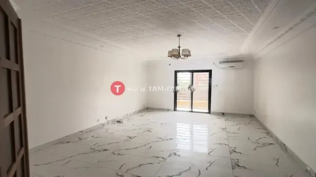 Appartement à louer aux Mamelles, Terminus P7