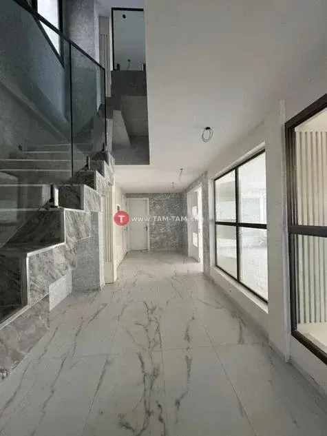 À VENDRE – Magnifique Duplex 4 Chambres aux Almadies