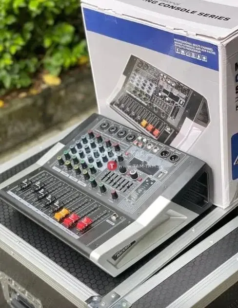 Yamaha - Table Mixage professionnel Amplifié 4 cannaux