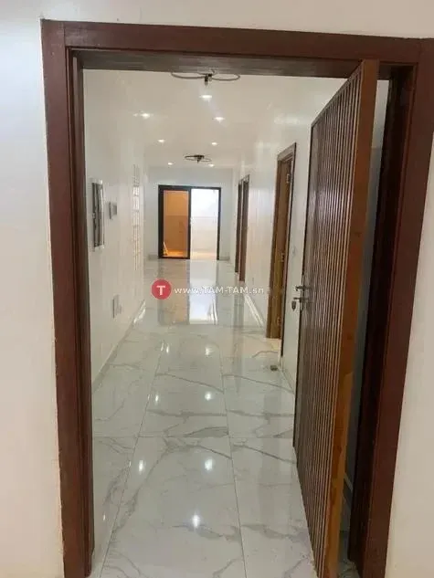 Location magnifique Villa F5 garage Sicap karack