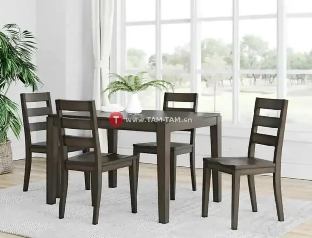 Ensemble table à manger en bois d'acajou avec quatre chaises