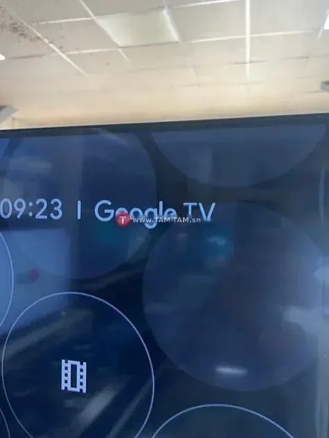 Téléviseur TCL 65" Smart Google TV 4K