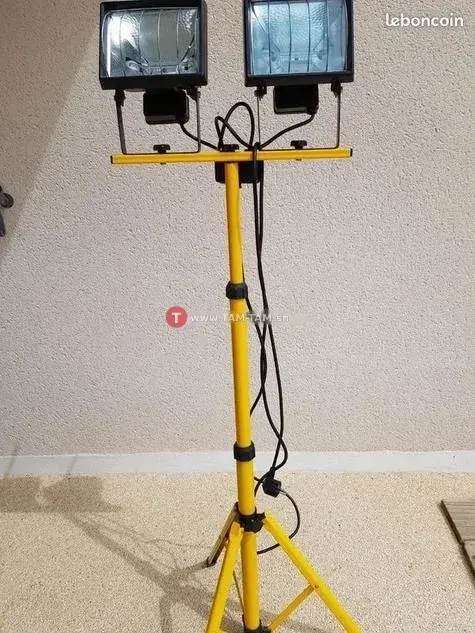 Projecteur chantier double sur trépied réglable jaune