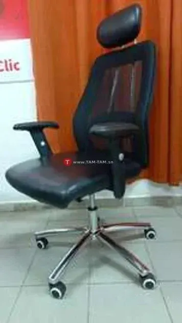 Chaise de bureau ergonomique noire réglable appui-tête