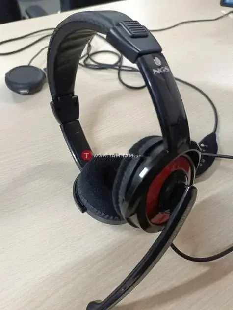 NGS casque audio micro jack noir rouge confortable