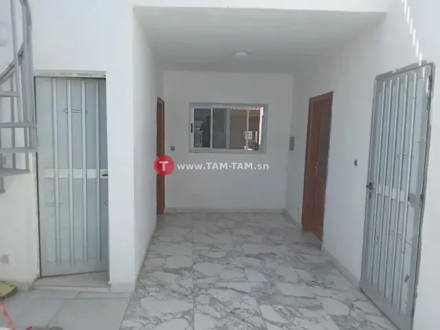 Duplex à louer à la cité golf sud
