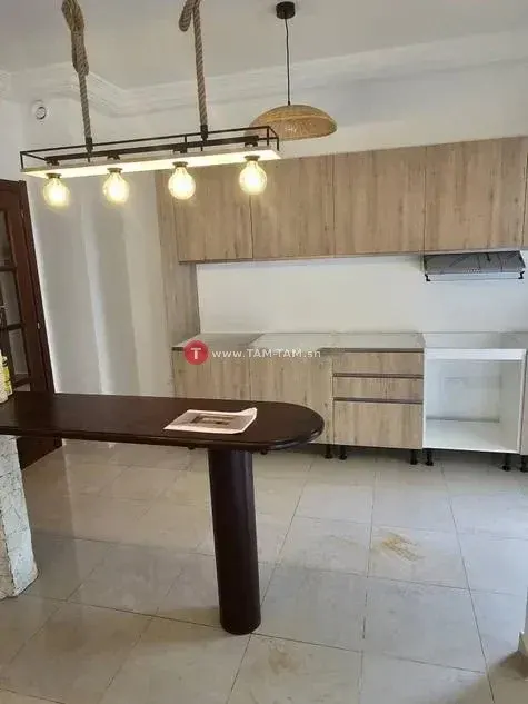 Appartement F3. À louer à Fann résidence