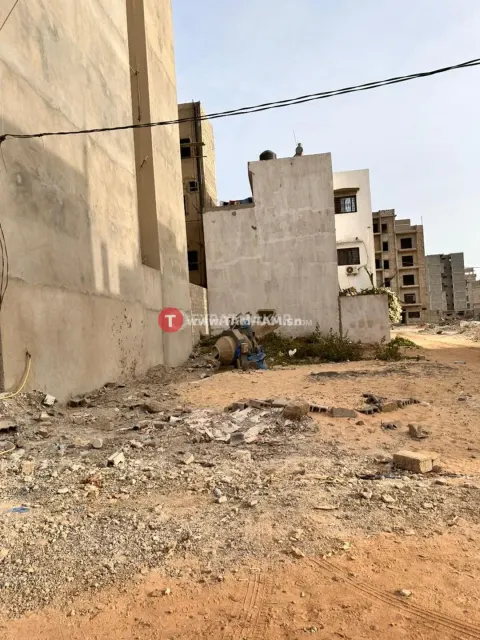 Terrain à vendre aux Almadies 250m²